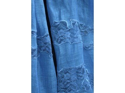 Linnen sjaaltje met kant, blauw