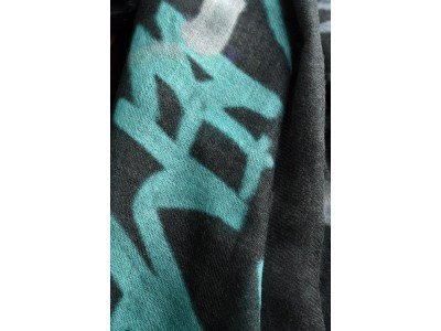 Wollen sjaal of stola, graffity print, grijs, mint, zalm, paars, bruin