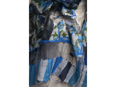 Heel doorzichtig sjaaltje met strepen en bloemen, blauw, groen, grijs