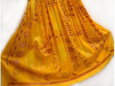 Katoenen sjaal of pareo met dierenprints; geel, camel, wit