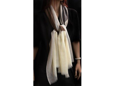 Wollen sjaal, bollen, taupe, offwhite