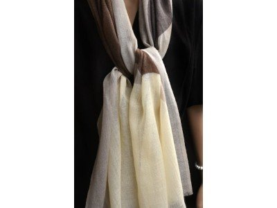 Wollen sjaal, bollen, taupe, offwhite