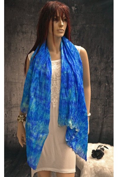 Echte handgeschilderde zijden sjaal, blauw en pastelblauw