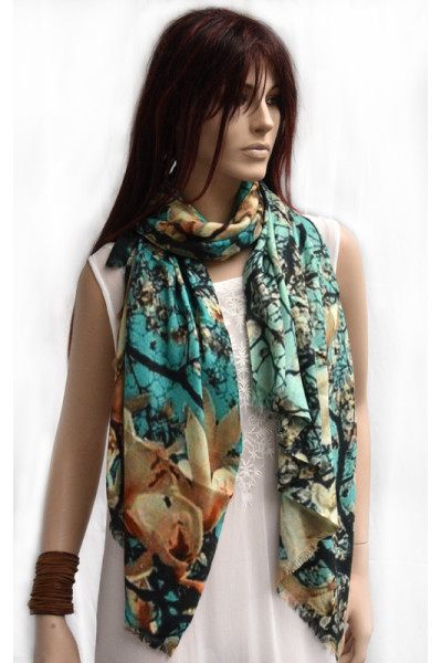 Sjaal van wol met zijde, turquoise, amandelbloesem